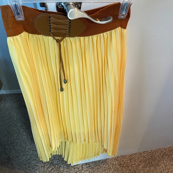 Magic Dresses & Skirts - Skirt